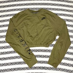 NIKE reworked crop top! π